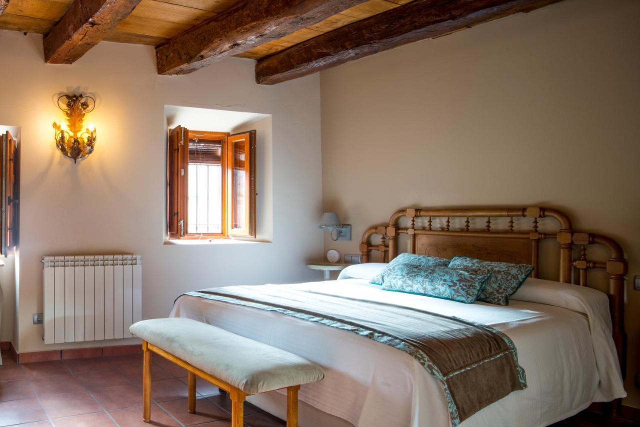 Casa Rural Las Bodegas Valbuena De Duero Eksteriør billede